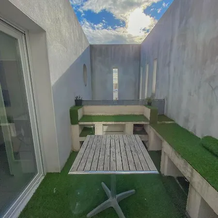 Appartement Superbe 47 M2, Tres Calme