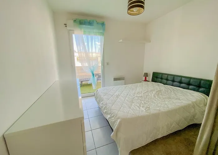 Superbe 47 M2, Tres Calme Апартаменты