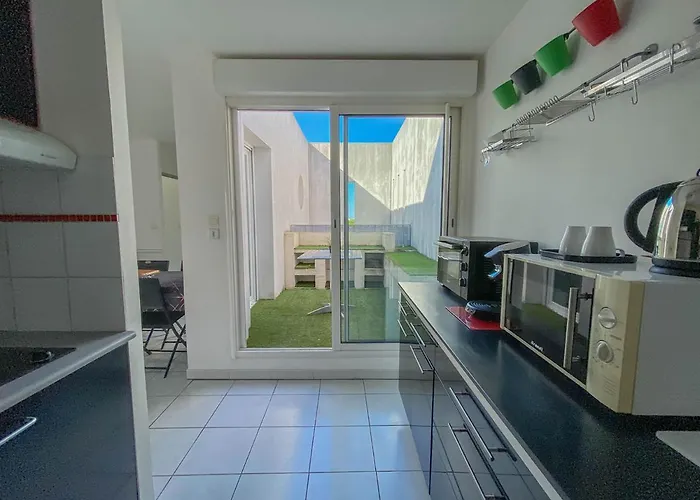 Superbe 47 M2, Tres Calme Апартаменты
